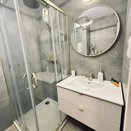 Urzecze Krolowej Jadwigi * Μπίντγκοστς