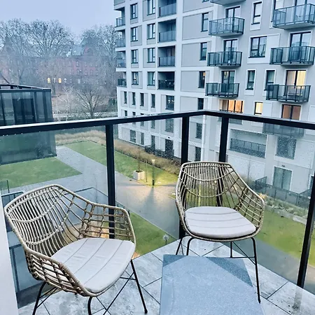 Urzecze Krolowej Jadwigi * Μπίντγκοστς